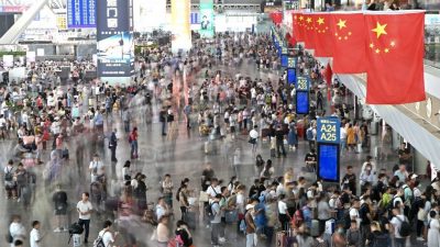 中秋国庆长假 交通运输部预计超20亿人次跨区域流动