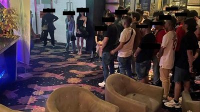 柔警突击新山2娱乐场所   扣58吸毒男女4外籍人士及1通缉犯