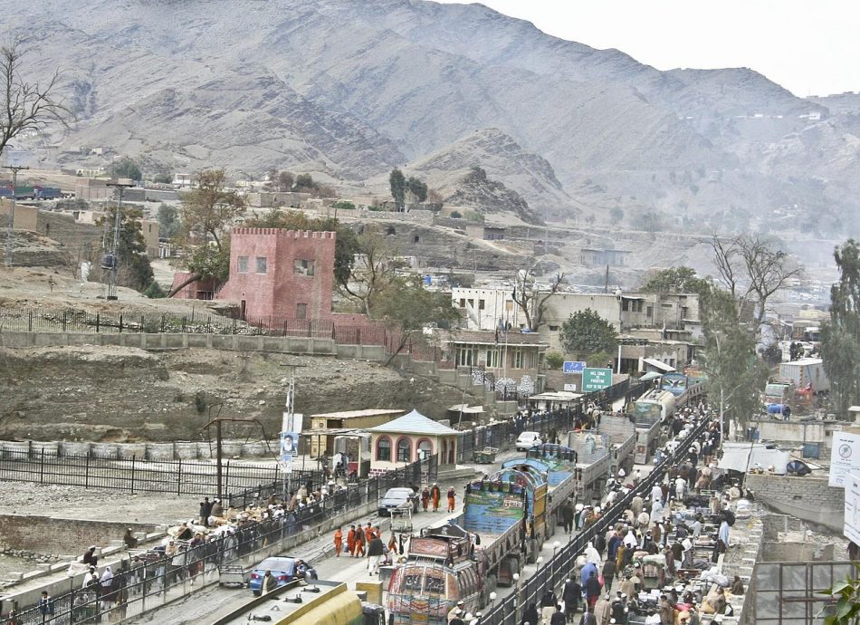 巴基斯坦关闭主要边境口岸 阿富汗塔利班批评 