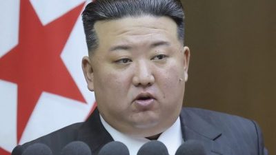 朝鲜核武国家地位入宪  金正恩：谁都不得藐视！