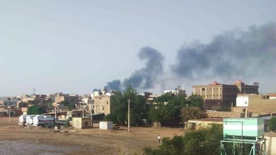 苏丹首都露天市场遭无人机袭击 至少43死55伤