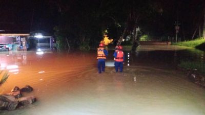 豪雨致河水泛滥  甲市郊水灾46人疏散