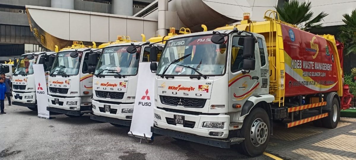 mz4头//大都会/巴生县迎来崭新75辆KDEB红黄垃圾车