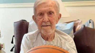 NBA最年长前球员去世  冯涅达享年101岁