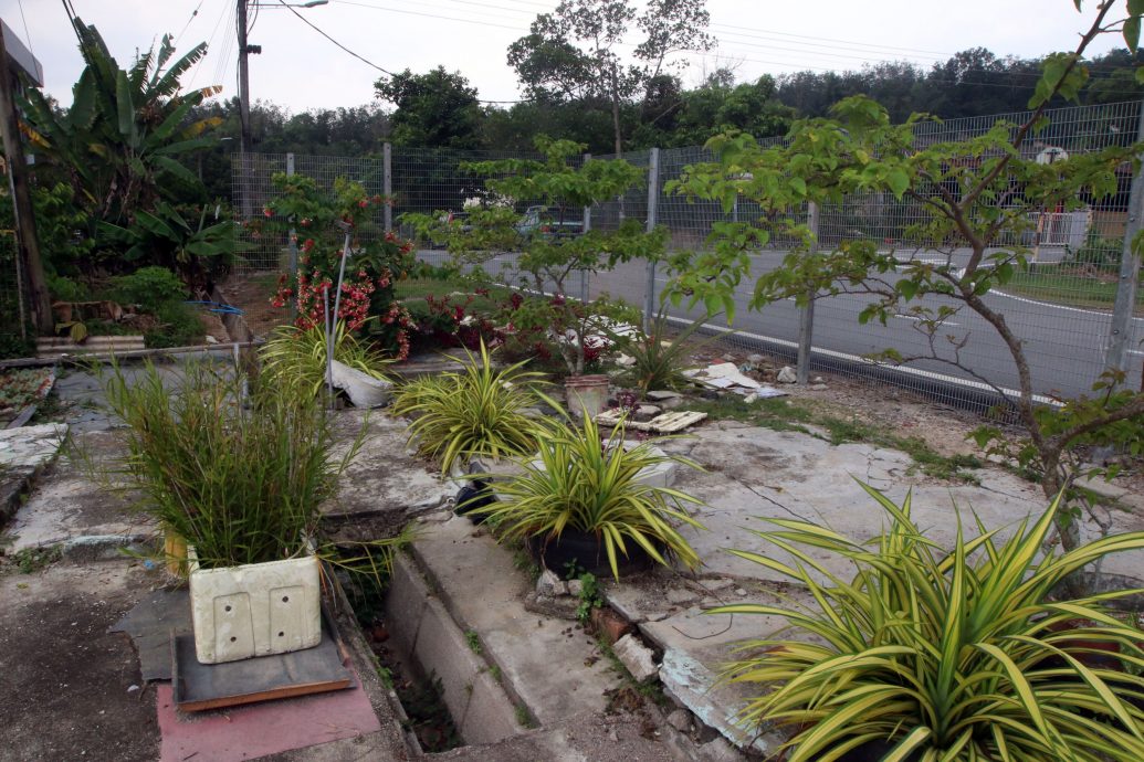 NS芙蓉/芙钻石花园组屋垃圾槽集中区，成功改造成小花园