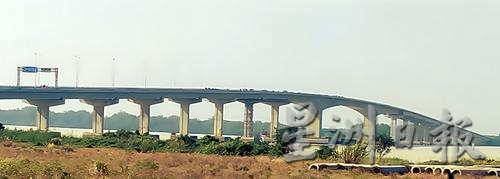 ★补照片／苏丹纳兹林沙大桥开幕 推动峇眼拿督发展