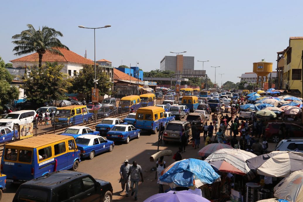 几内亚比绍首都拖欠电费被断电 40万人陷入黑暗