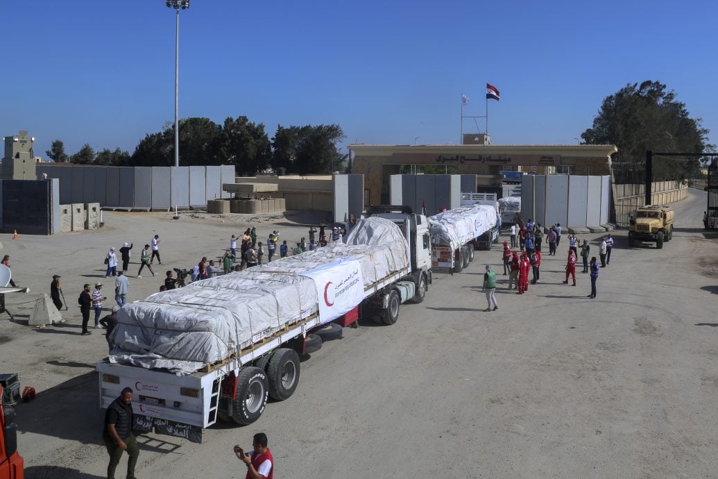 拉法口岸开放 20辆人道主义援助车辆进入加沙地带