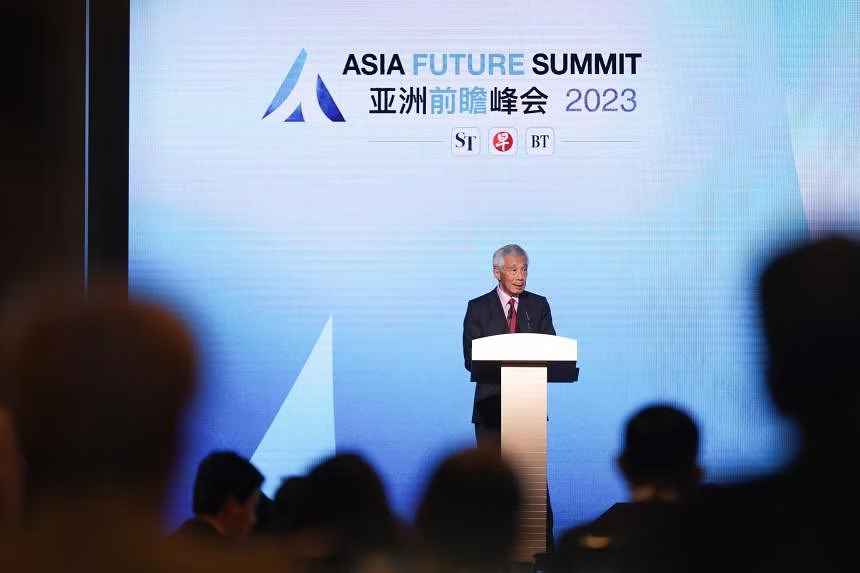 李显龙：亚洲要实现潜能 各国须坚定推进共同利益