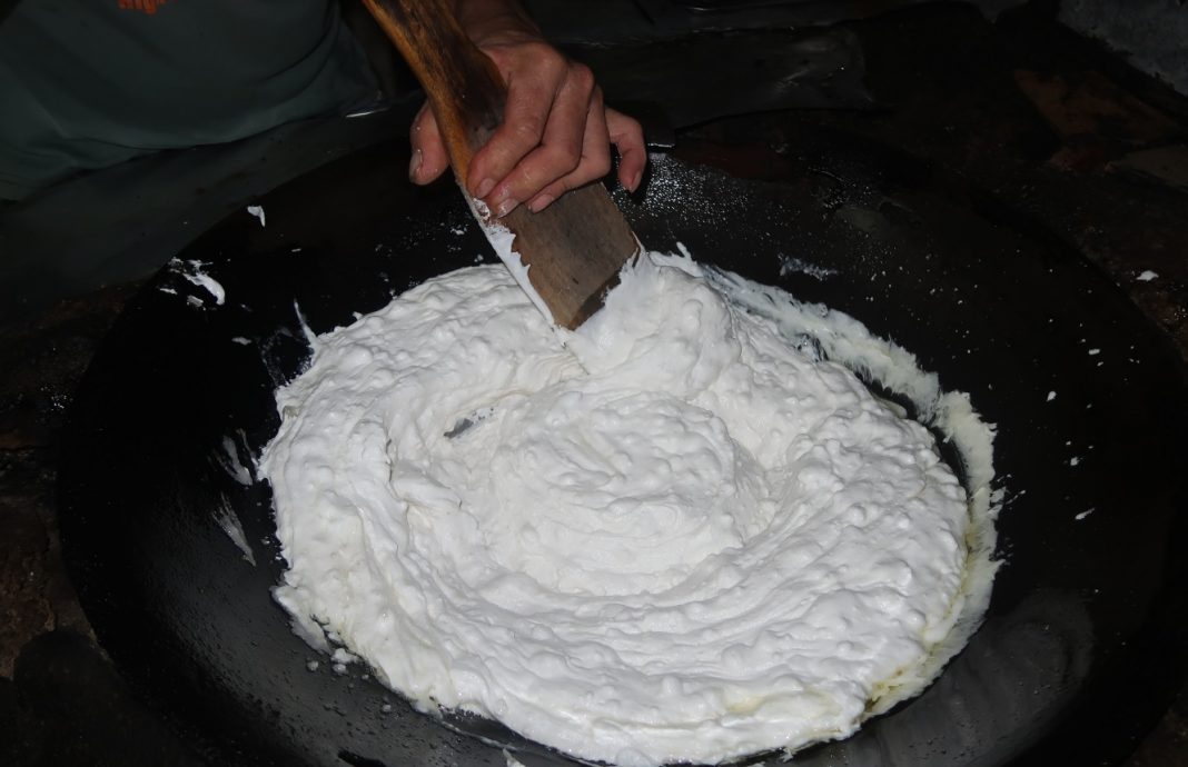 柔︰食客指路︰陆记手工老鼠粉，三合港飘香70年