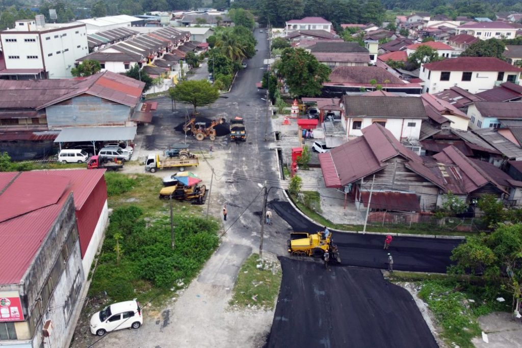 用地政部新村拨款 新板新村重铺路工程完成