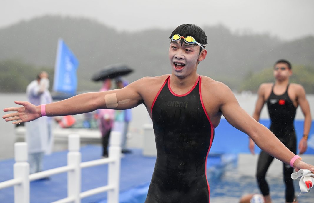 男10公里马拉松游泳赛  中国绝对优势包办金银