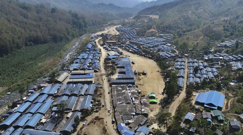 看世界 叛军：缅甸克钦邦平民营地突遭“神秘无声”攻击 29死56伤