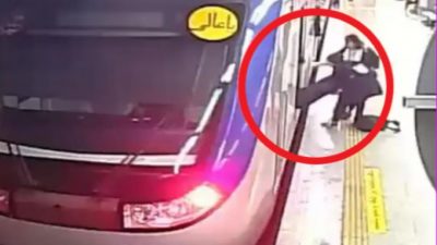 视频 ｜伊朗16岁少女疑没戴好头巾 遭道德警察打至昏迷