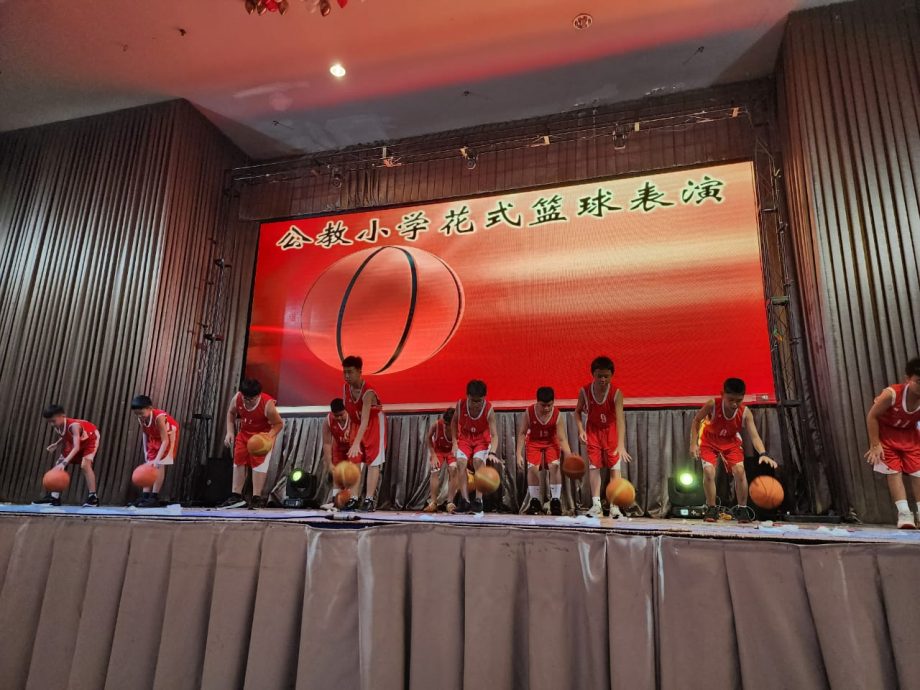 （古城第二版主文）刘志俍宣布2024年制度化拨款选区内中学5000令吉小学3000令吉