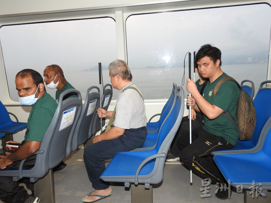（大北马）新的槟威渡轮服务对视障人士更安全、方便和无障碍