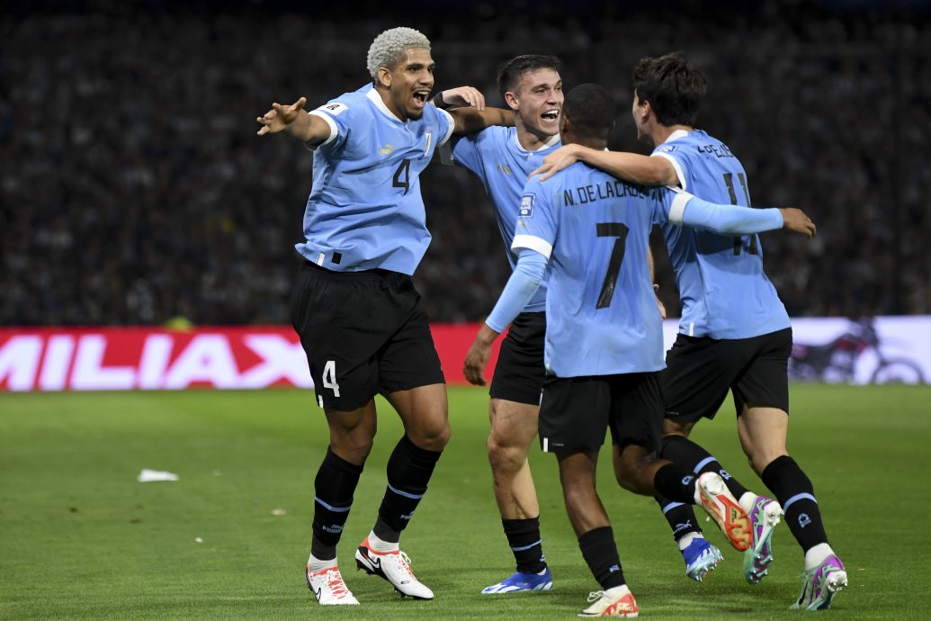 南美洲区世杯入选赛| 梅西深陷金球奖魔咒  这次阿根廷输球了