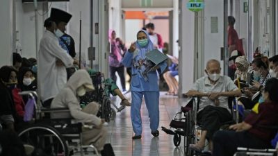因应中国呼吸道疫情爆发　印尼政府拟加强边境监控