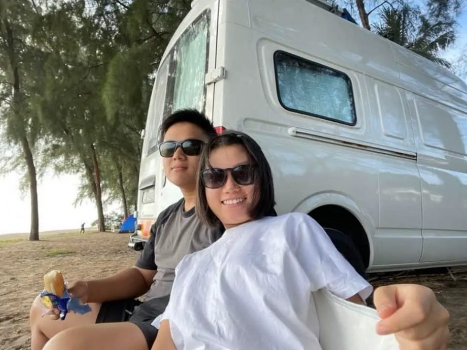 情侣辞新加坡工作 30岁前踏上露营车生活旅程体验人生