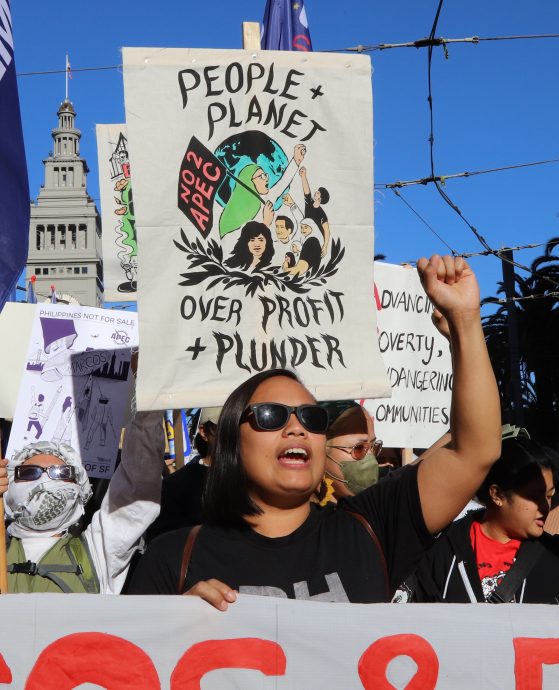 旧金山APEC峰会前夕 数百示威者游行抗议