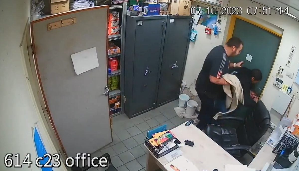 视频／哈马斯闯便利店搜捕　2店员藏冰柜逃一劫