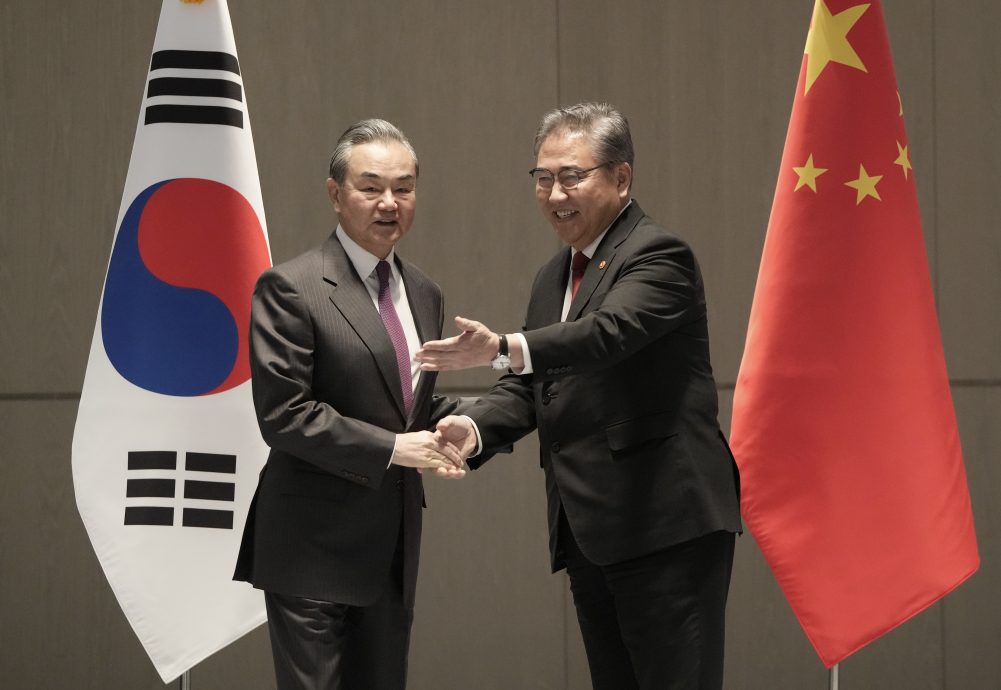韩中外长举行会谈 讨论双边、地区、国际性问题