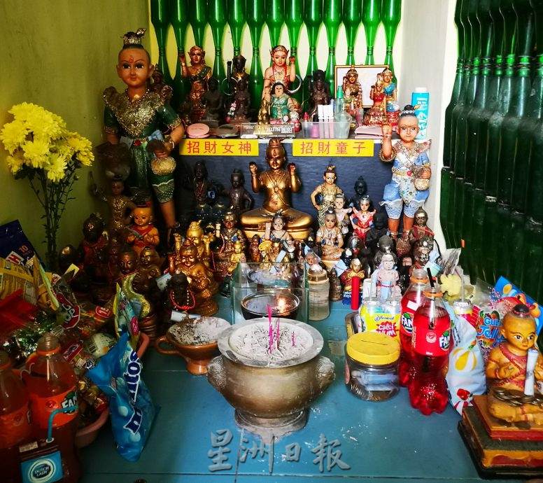 （古城封底主文）《庙堂之旅》甲州唯一“玻璃瓶佛庙” 是佛庙也是旅游景点