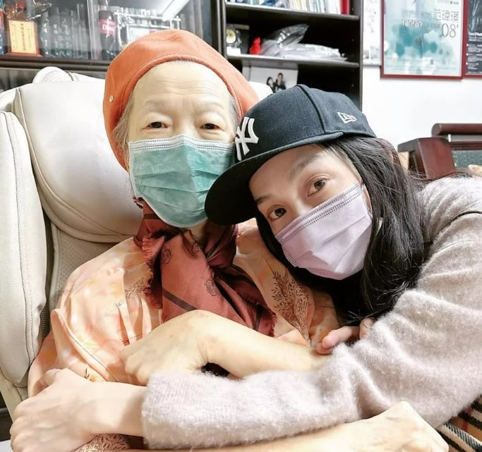 14個月失去3至愛 范瑋琪慟75歲媽媽離世