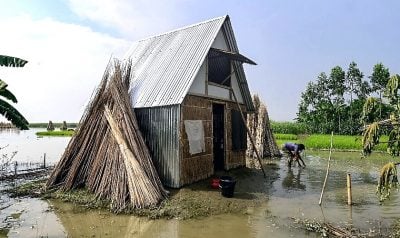 Bangladesh’s ‘tiny houses’ tackle giant flood challenge