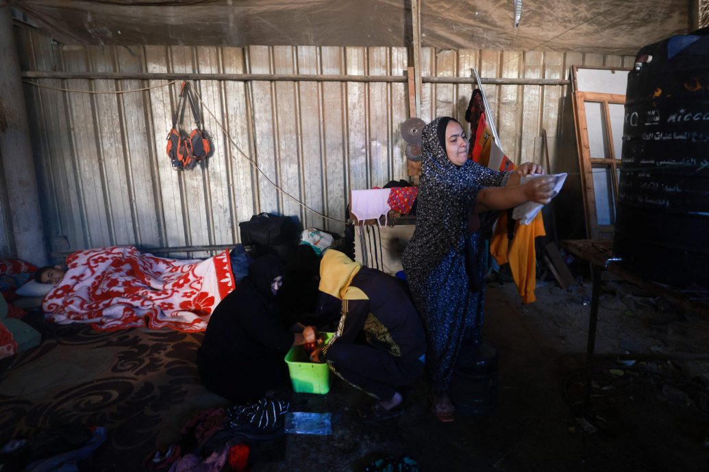 加沙妇女经期的耻辱磨难 穿尿片用破布当卫生棉  卫生风险增高