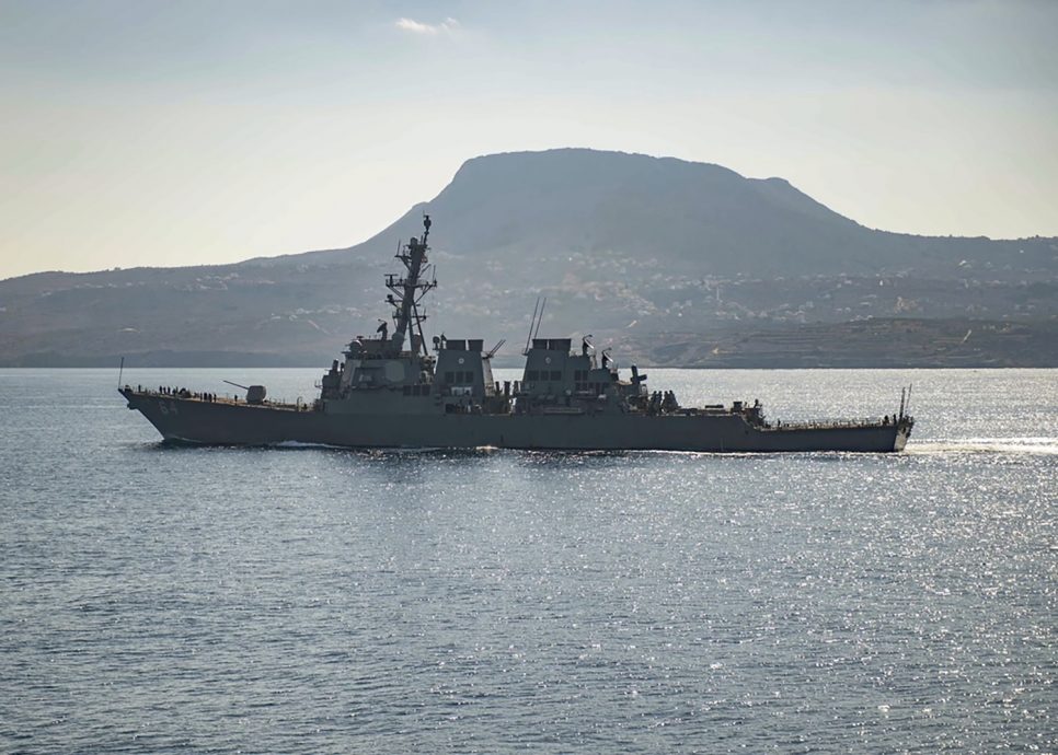 商船在红海遭也门叛军袭击　美军击落3架无人机  