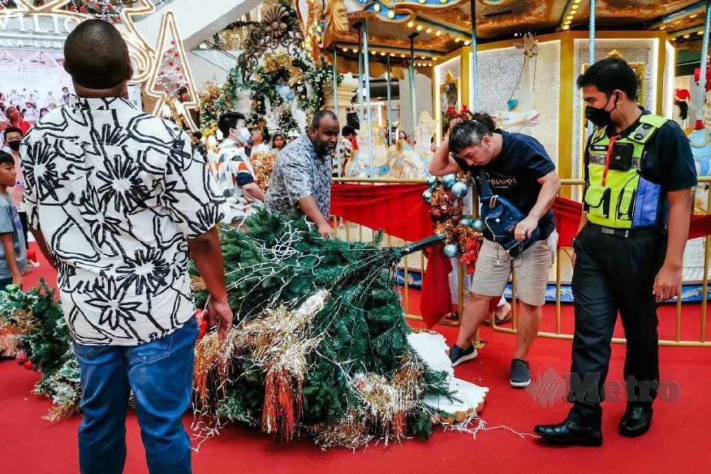 對聖誕樹砸傷遊客感遺憾 Pavilion：安全保障是首要任務