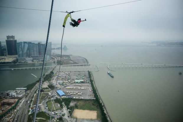 日游客玩澳门塔“世界第二高”高空弹跳后　呼吸停止死亡 