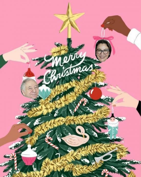 杨紫琼大马欢度圣诞节 甜把老公“挂”圣诞树上