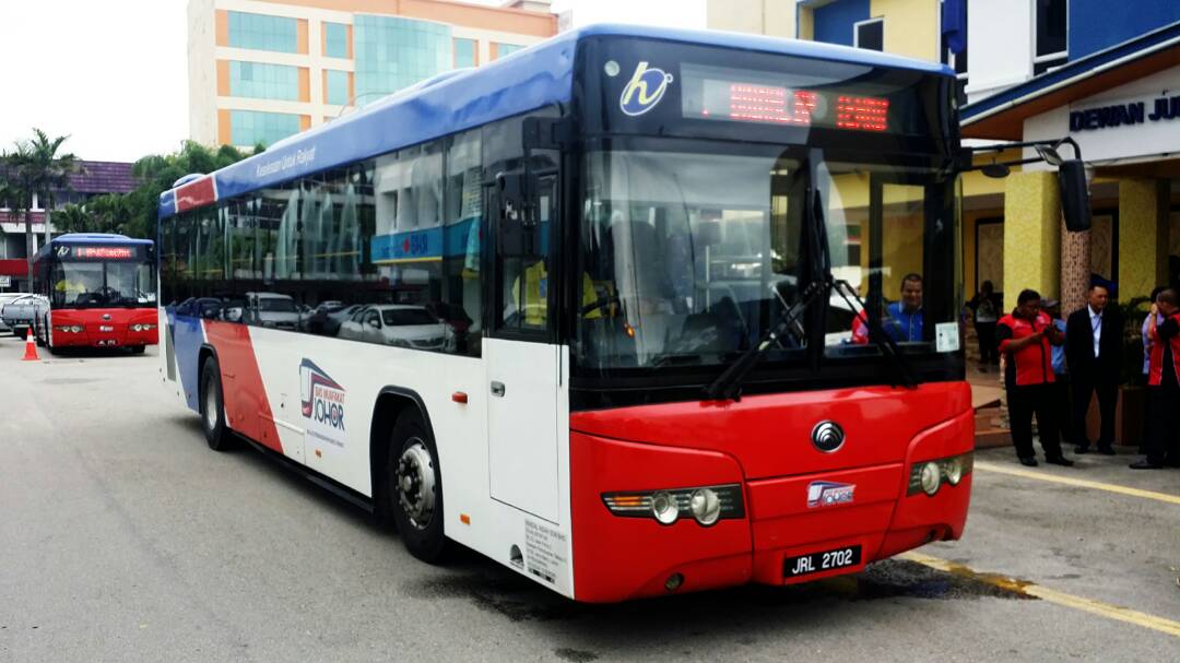 柔：【州议会】：多项巴士服务支持计划  柔轻快铁纾缓交通拥堵