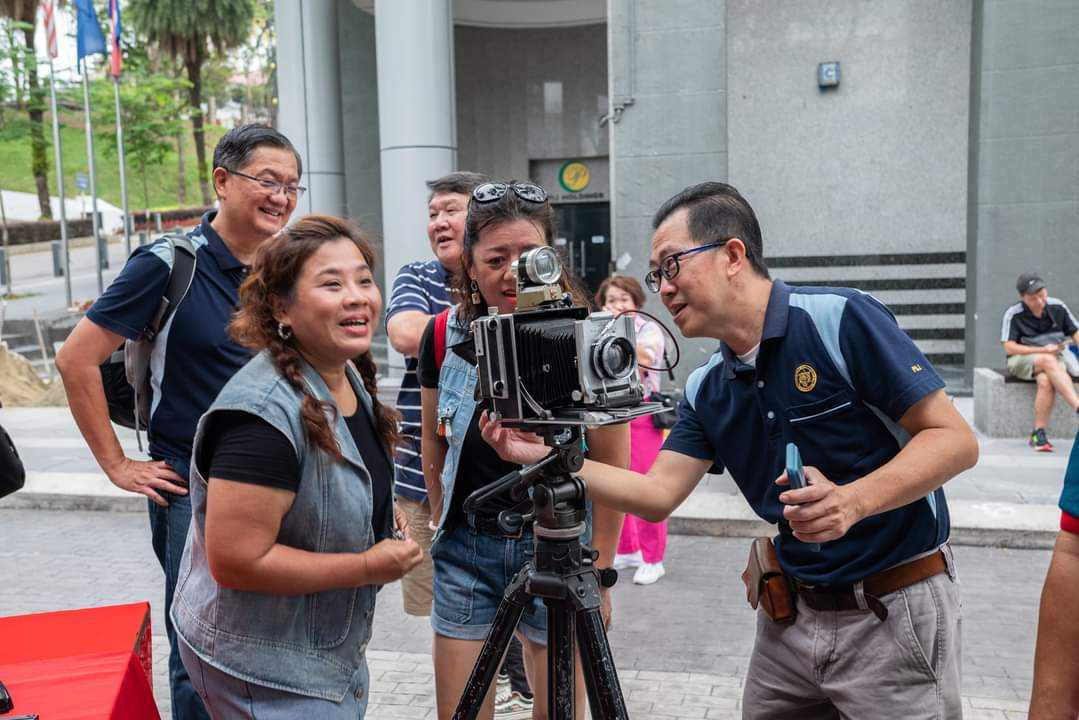 柔：新山陈旭年文化街重新启动后的第二场活动─古董相机交流会
