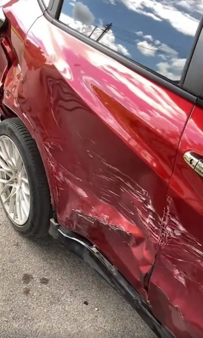 视频|车子被撞挡风玻璃夹RM100 网质疑：“自导自演吧！”