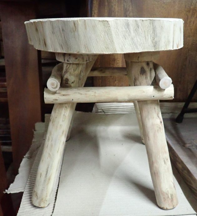 霹：封底主文／它的诞生─木制家具