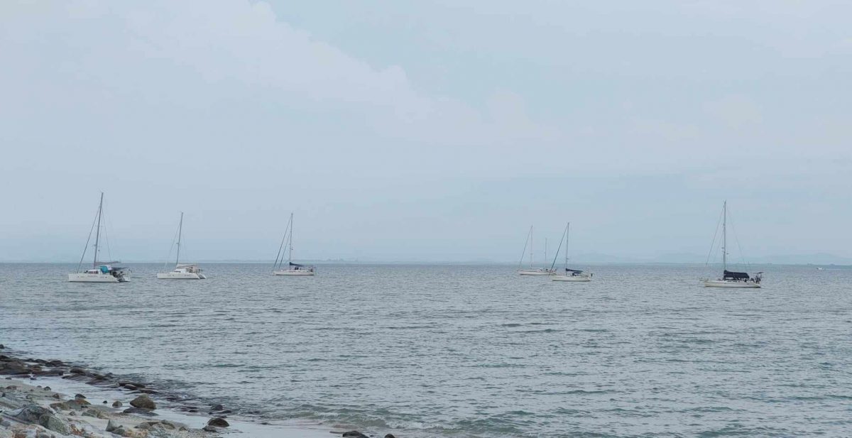 （大北马）20艘游艇停靠槟城海峡岸游艇码头