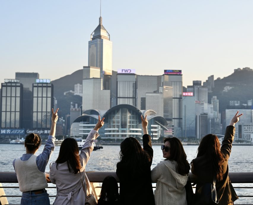 中国去年4.24亿人次出入境　赴港澳以游客为主