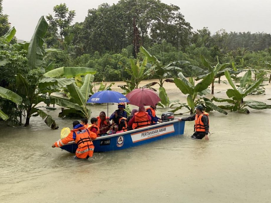  ​全柔今日再下长命雨  哥打灾情严峻，4道路禁通车