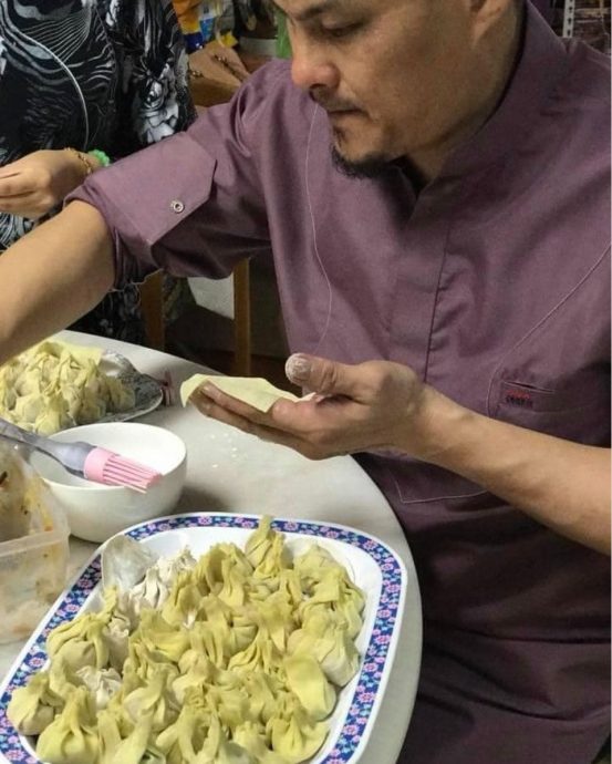 包云吞被骂想念猪肉 华裔穆斯林演员：吃清真云吞有错？
