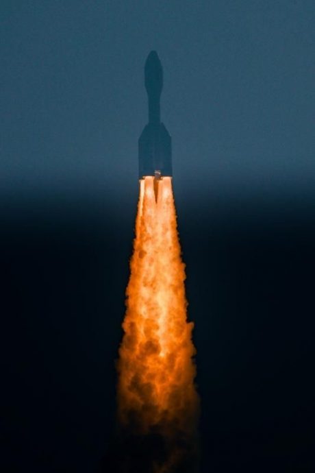号称全球最大固体运载火箭！中「引力一号」 海上成功首飞