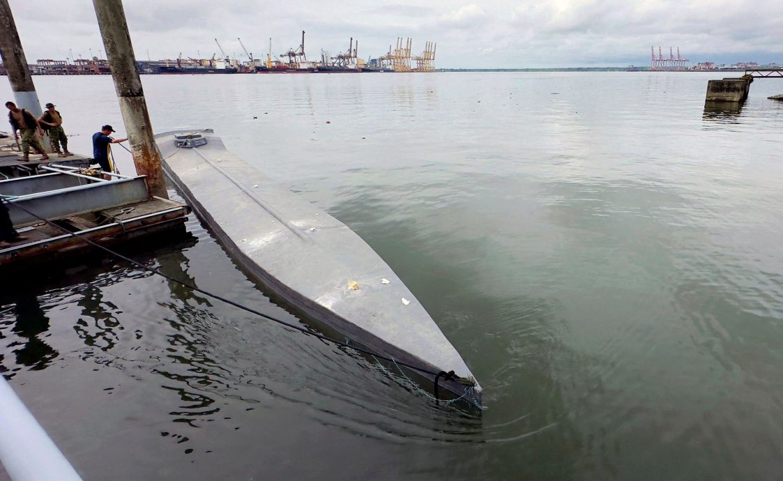 哥伦比亚厄瓜多尔拦截2艘运毒半潜船