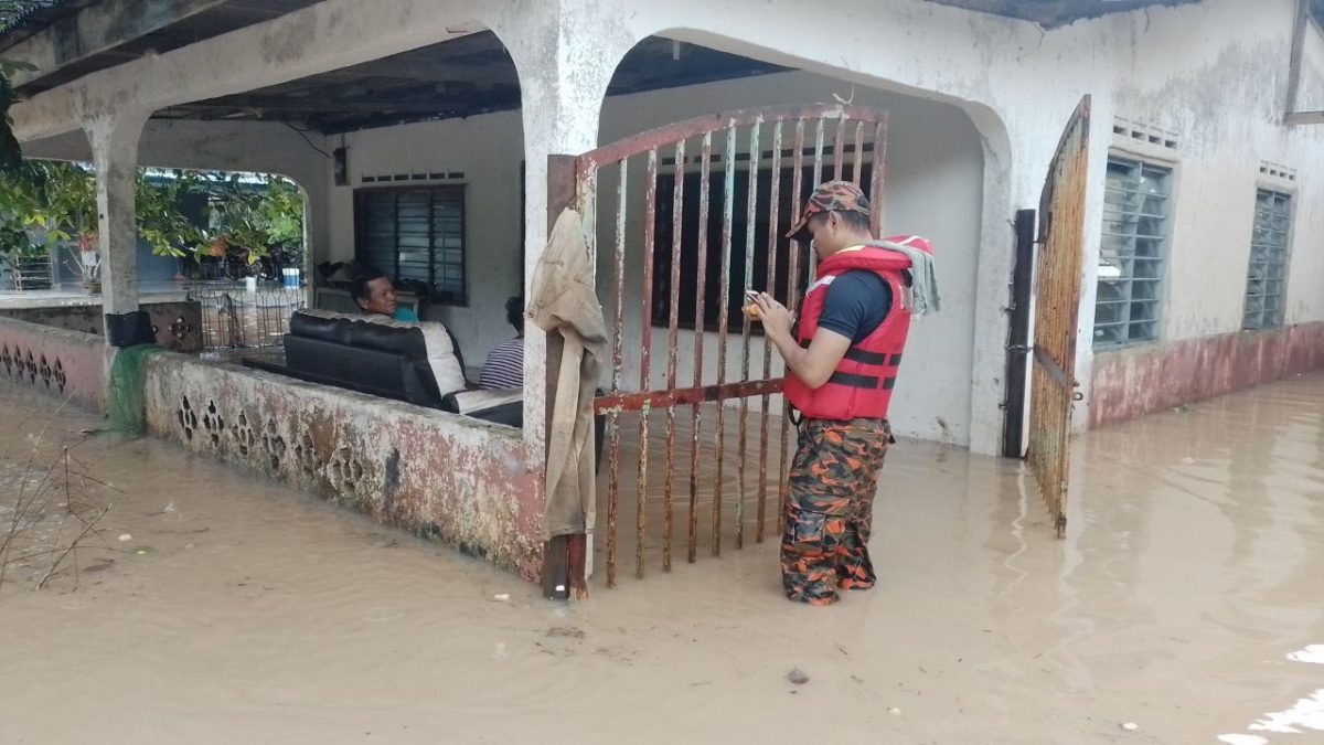 **已签发**柔：豪雨致河水泛滥，29人分迁巴西古当及乌鲁地南民众礼堂