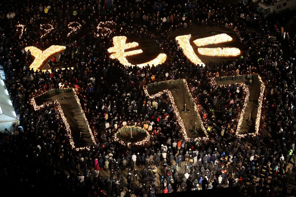 日本阪神大地震29周年 民众同为石川灾民祈福