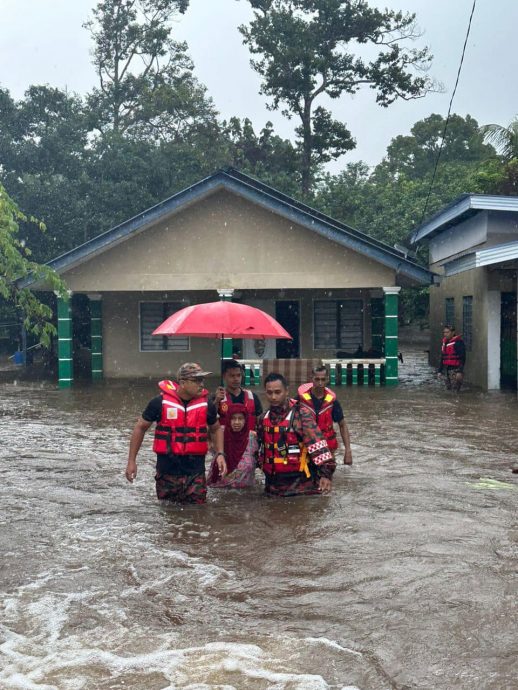 柔: 水灾疏散中心逐关闭 灾黎人数减至742人