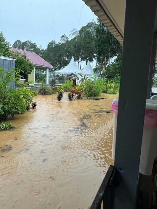 柔： 一场骤雨闪电水灾  古来县逾10户淹水