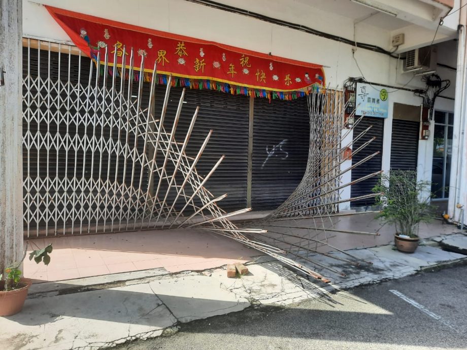 柔：年关近窃案增  麻坡一餐馆遭爆窃