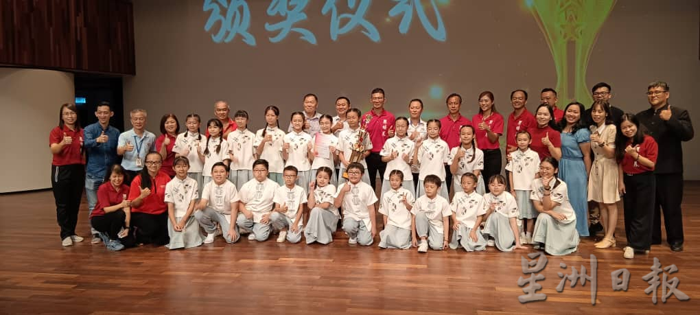 柔：新闻：《乐响皇城》柔小学华乐赛  153学生展现华乐造诣